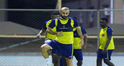 تغريم السهلاوي بسبب عبارات غير أخلاقية على تويتر